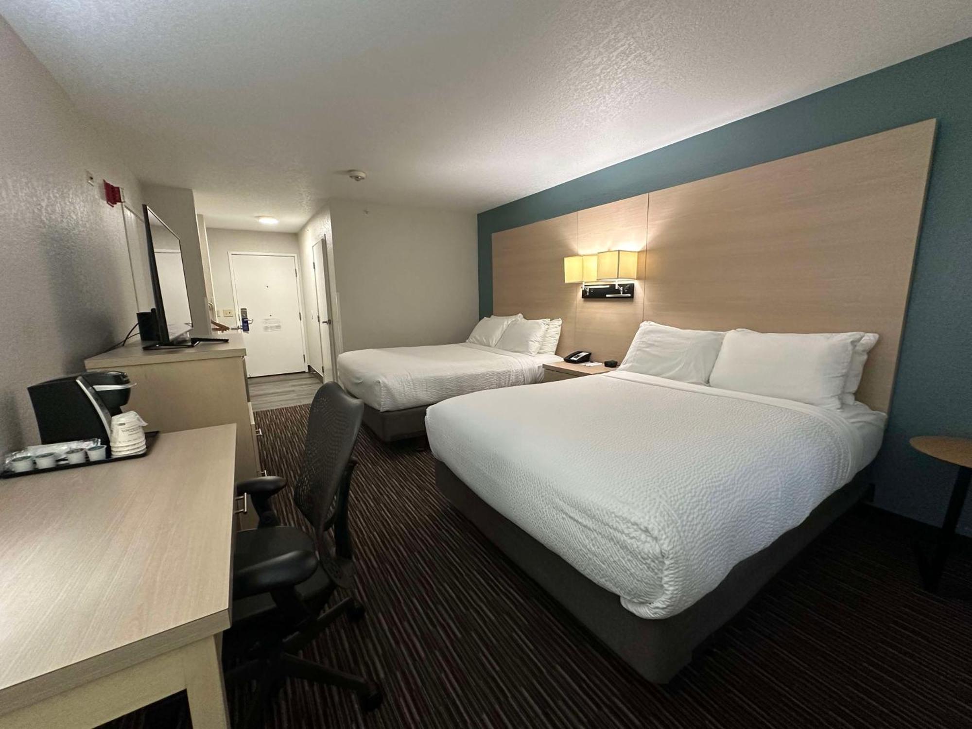 Best Western Watertown Exterior photo
